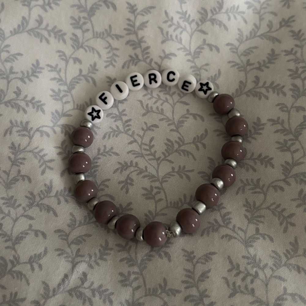 FIERCE lilac-mauve friendship bracelet